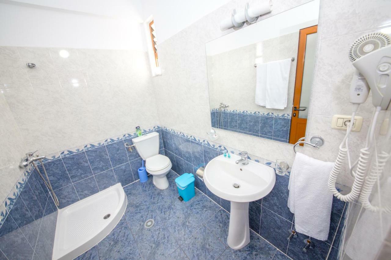 Hotel Alina Саранда Номер фото